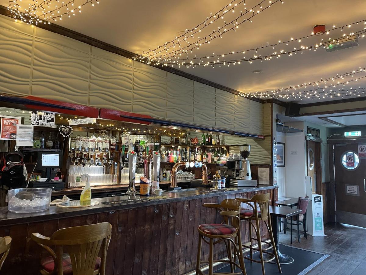 The Ferry Inn Турсо Экстерьер фото